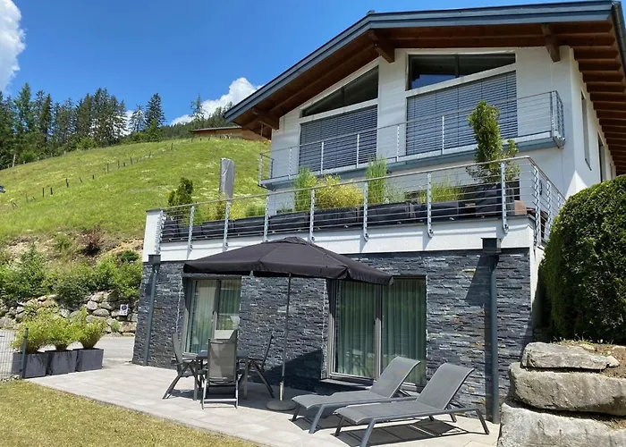 In Near Obertauern Skiing *